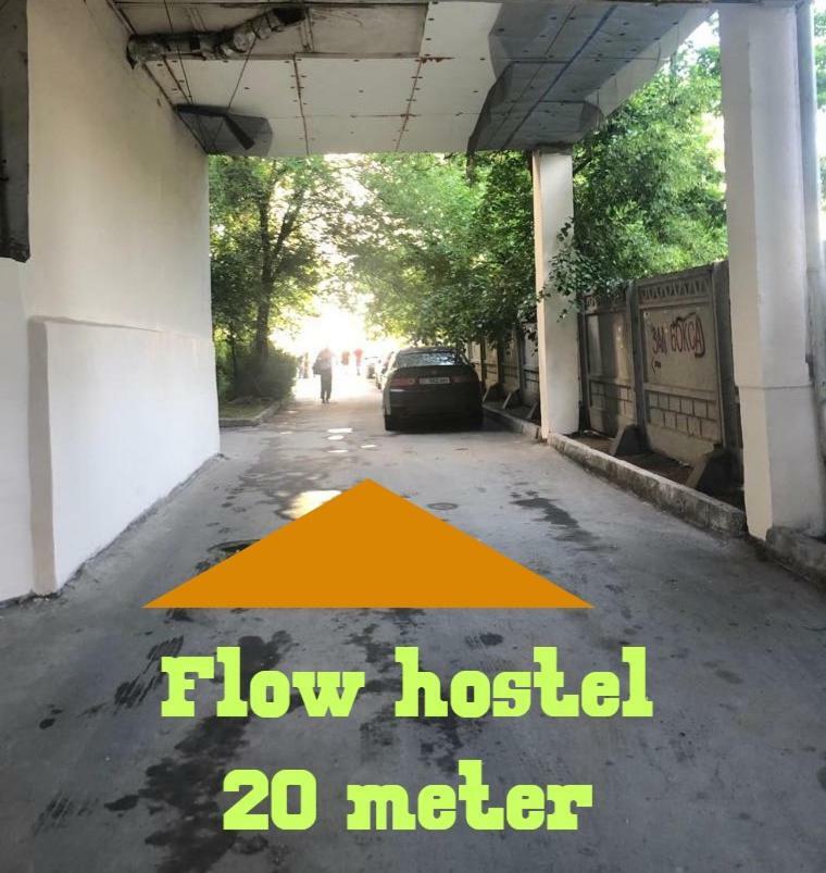 Flow Hostel Bishkek Exterior photo